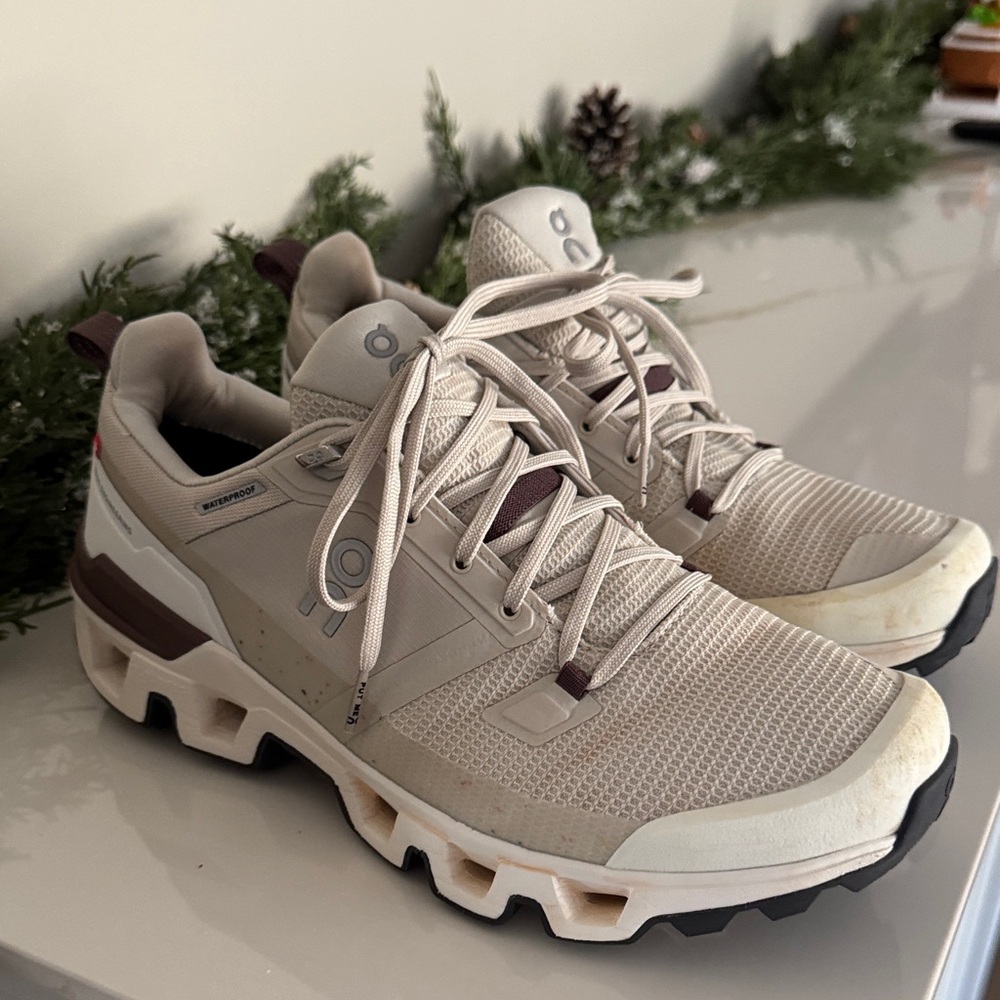 On Cloud Women’s Cream Waterproof Hiking Shoe